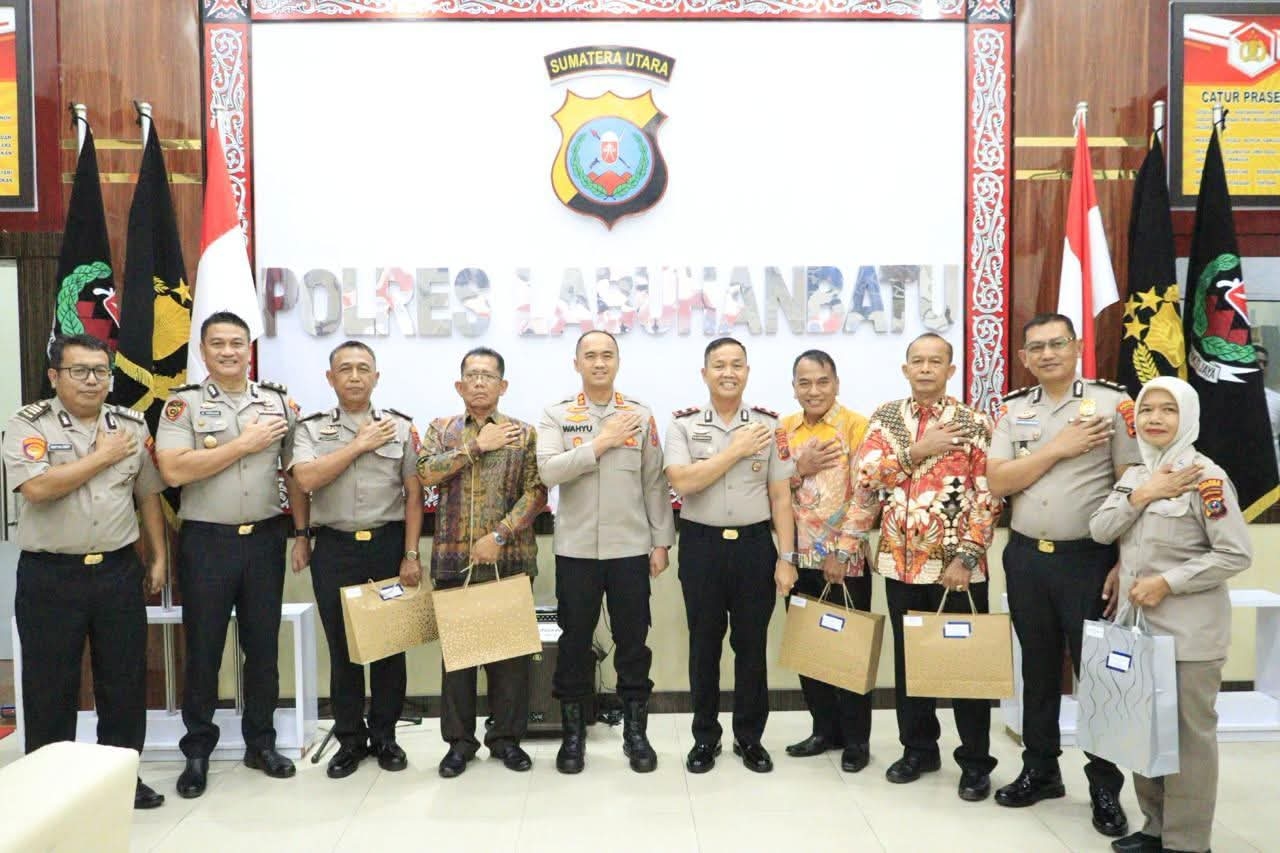 Mengabdi Tanpa Celah, Lima Personel Polres Labuhanbatu Masuki Purnabakti dengan Kepala Tegak