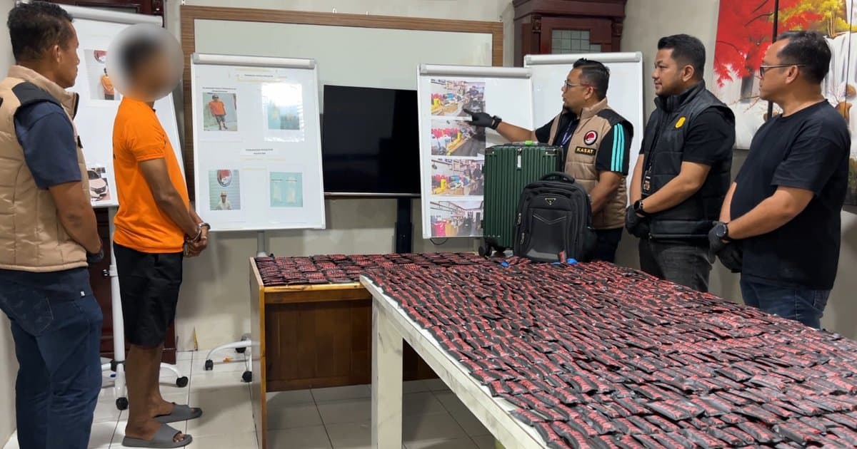Polrestabes Medan Gerebek Gudang 1.152 Vape Narkoba Berkedok Bengkel, Bandar Residivis Ditangkap