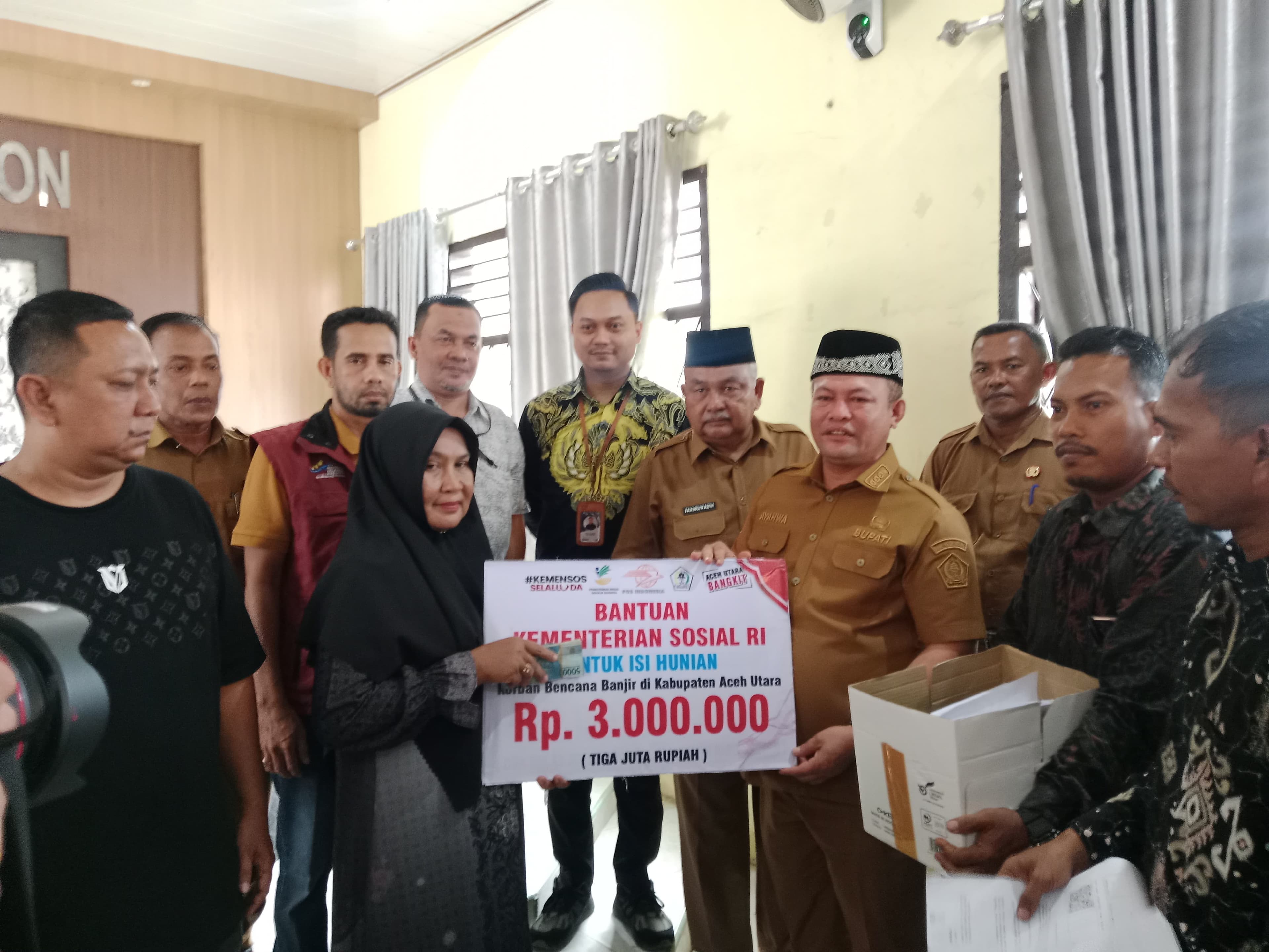 Penyaluran Bantuan Banjir Tahap IV Aceh Utara Berlanjut ke Desa-Desa, Bupati Tegaskan Tanpa Potongan
