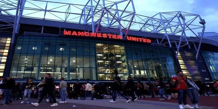 Waduh! 5 Tahun Rugi Berturut-turut, Manchester United Terpaksa PHK Karyawan!