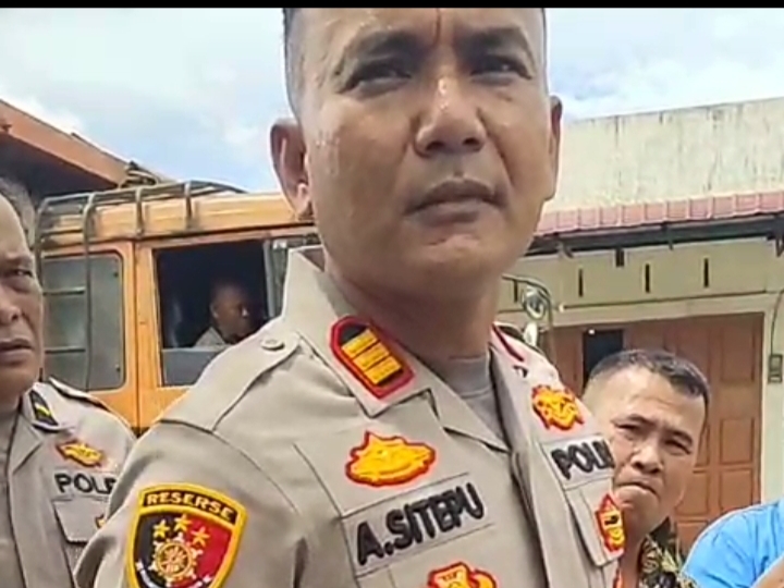 Truk CPO PT HSJ Tabrak Portal Pembatas Tonase Hingga Rusak, AKP Andita: Laksanakan Sesuai Aturan